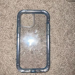 iPhone 12 Pro lifeproof case